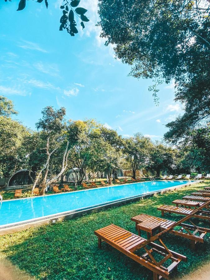 Nivadoo Resort Сігірія Екстер'єр фото