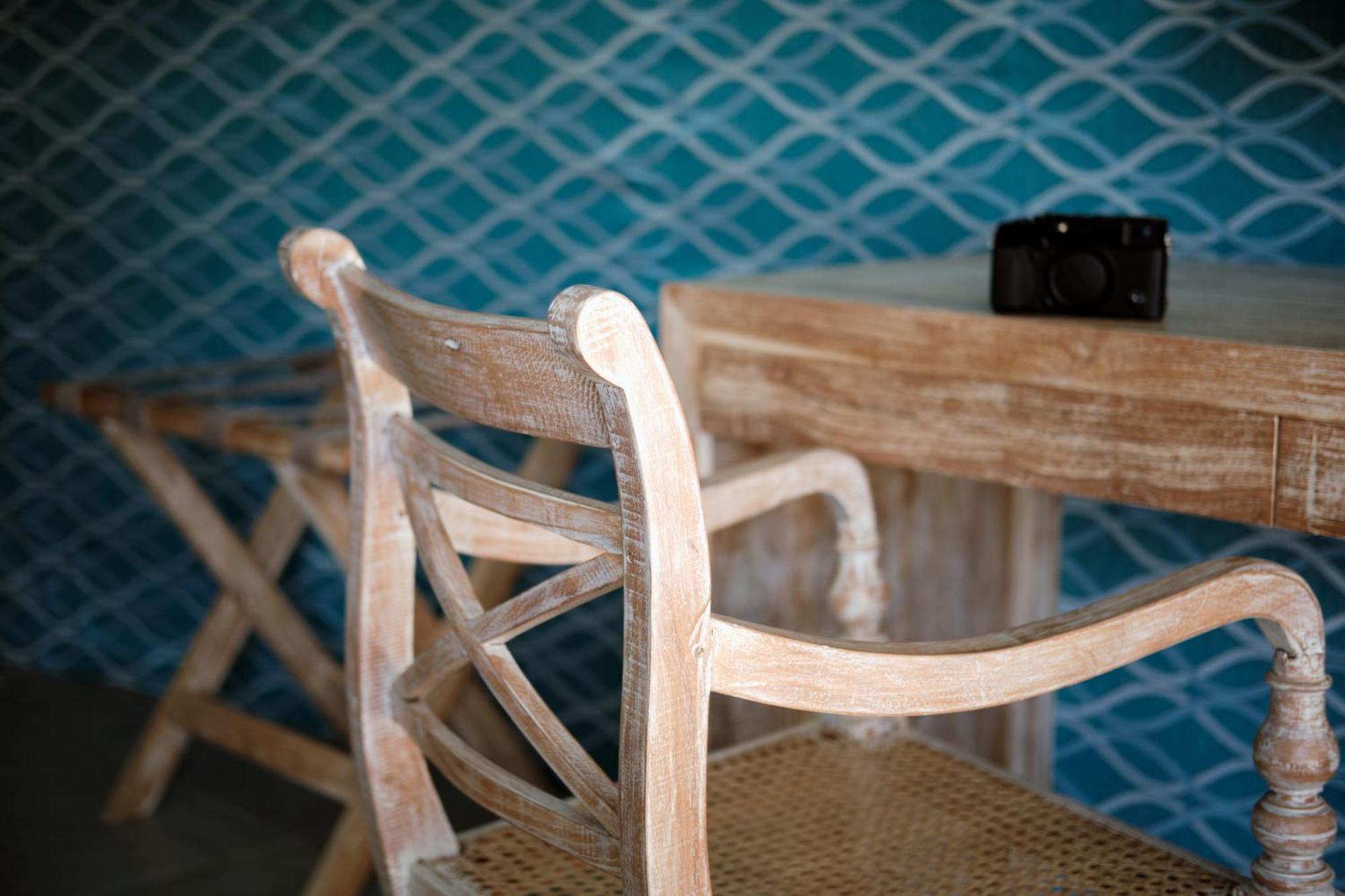 Nivadoo Resort Сігірія Номер фото A chair