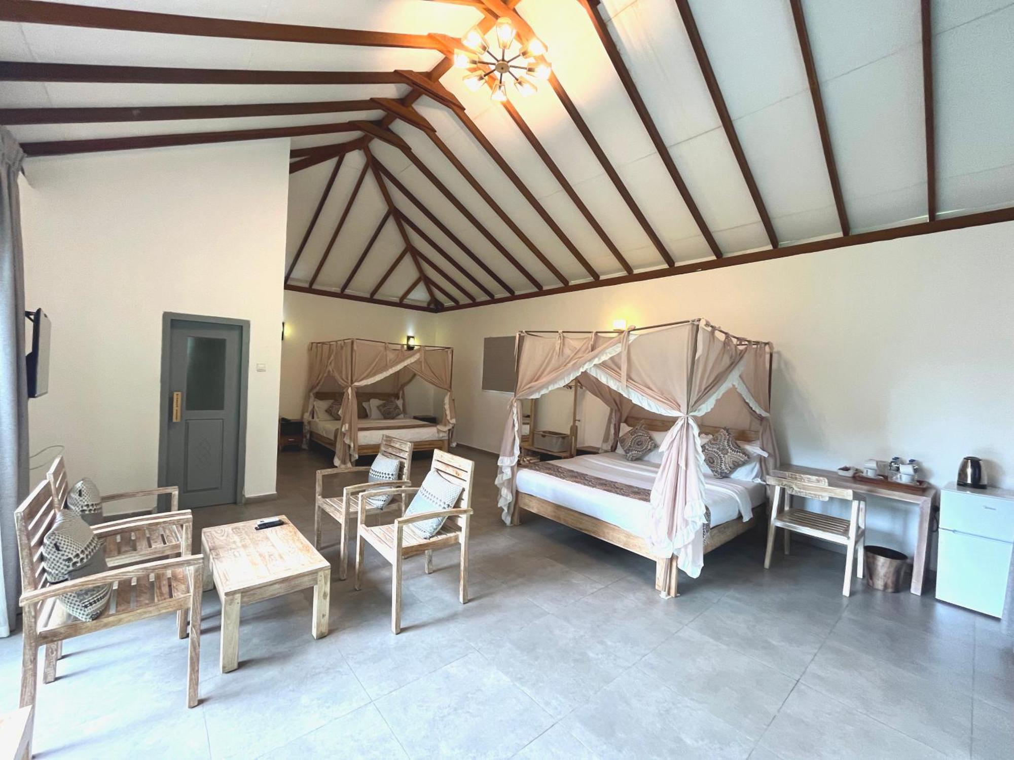 Nivadoo Resort Сігірія Екстер'єр фото Deluxe Room